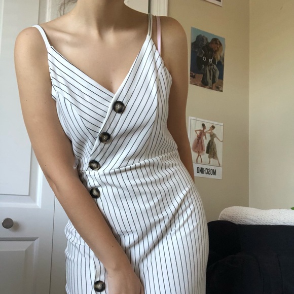 Popular Basics Dresses & Skirts - Popular basics dress size XL